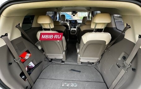 KIA Carnival, 2022 год, 3 500 000 рублей, 18 фотография