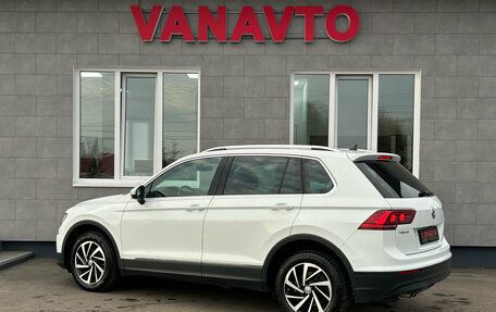 Volkswagen Tiguan II, 2018 год, 2 500 000 рублей, 7 фотография