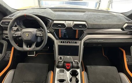 Lamborghini Urus I, 2023 год, 33 990 000 рублей, 9 фотография