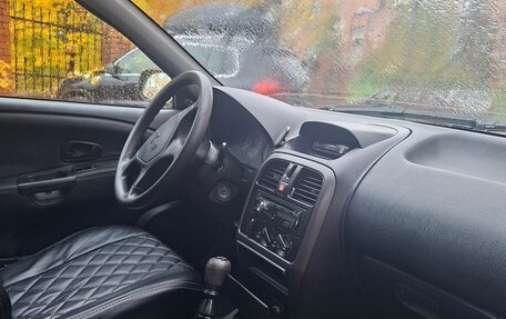 Mitsubishi Carisma I, 2001 год, 290 000 рублей, 11 фотография