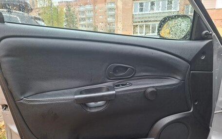 Mitsubishi Carisma I, 2001 год, 290 000 рублей, 16 фотография
