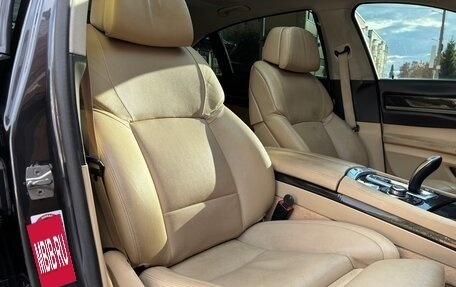 BMW 7 серия, 2011 год, 900 000 рублей, 18 фотография