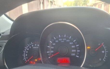 KIA Rio III рестайлинг, 2012 год, 620 000 рублей, 6 фотография
