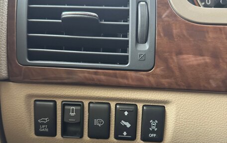 Nissan Armada II, 2011 год, 3 000 000 рублей, 20 фотография