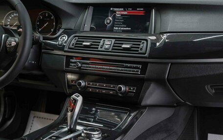 BMW 5 серия, 2016 год, 2 150 000 рублей, 14 фотография