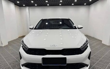 KIA K3, 2023 год, 1 900 000 рублей, 2 фотография