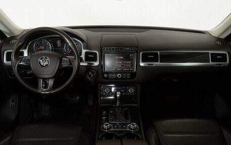 Volkswagen Touareg III, 2016 год, 3 060 000 рублей, 7 фотография