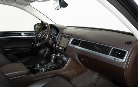 Volkswagen Touareg III, 2016 год, 3 060 000 рублей, 6 фотография