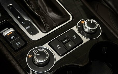 Volkswagen Touareg III, 2016 год, 3 060 000 рублей, 16 фотография