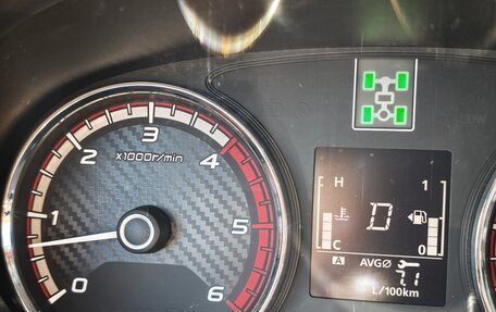 Mitsubishi L200 IV рестайлинг, 2017 год, 1 990 000 рублей, 15 фотография