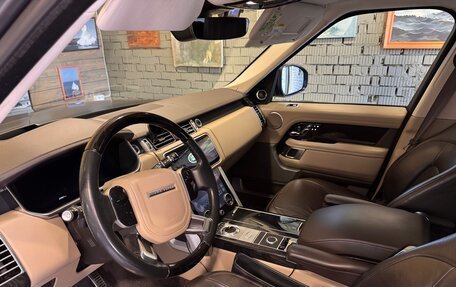 Land Rover Range Rover IV рестайлинг, 2018 год, 7 200 000 рублей, 8 фотография