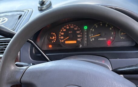 Toyota Ipsum II, 1996 год, 350 000 рублей, 5 фотография