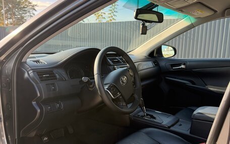 Toyota Camry, 2013 год, 1 995 000 рублей, 3 фотография