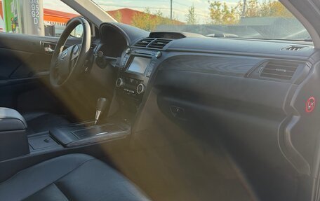 Toyota Camry, 2013 год, 1 995 000 рублей, 4 фотография