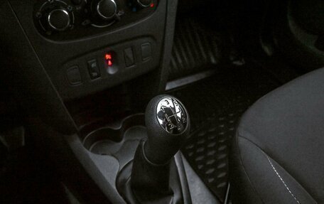 Renault Sandero II рестайлинг, 2019 год, 1 215 000 рублей, 10 фотография