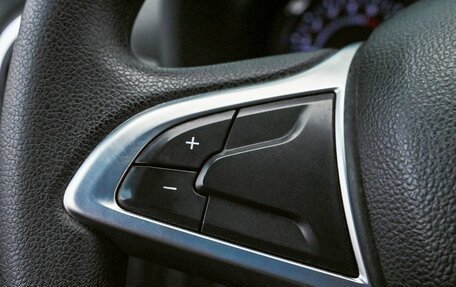 Renault Sandero II рестайлинг, 2019 год, 1 215 000 рублей, 13 фотография