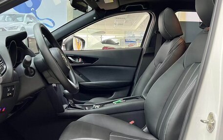 Mazda CX-4, 2023 год, 1 770 000 рублей, 7 фотография