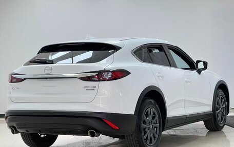 Mazda CX-4, 2023 год, 1 770 000 рублей, 4 фотография
