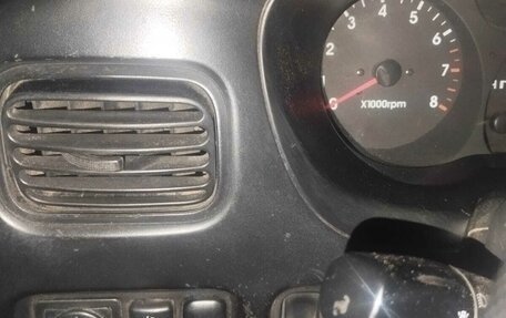 KIA Sportage IV рестайлинг, 2005 год, 370 000 рублей, 18 фотография