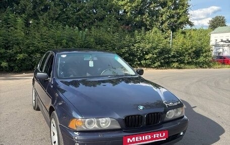 BMW 5 серия, 2002 год, 600 000 рублей, 2 фотография