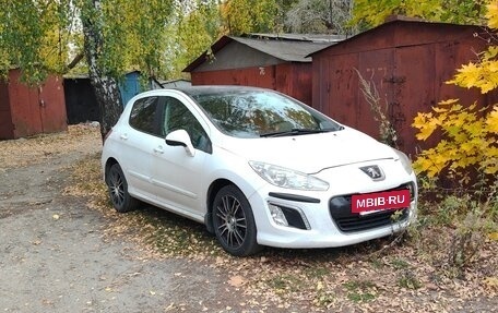 Peugeot 308 II, 2011 год, 385 000 рублей, 2 фотография