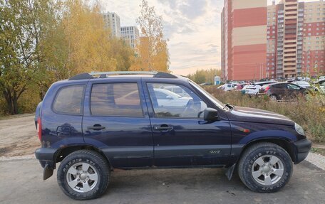 Chevrolet Niva I рестайлинг, 2004 год, 265 000 рублей, 2 фотография