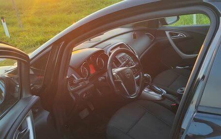 Opel Astra J, 2011 год, 550 000 рублей, 4 фотография