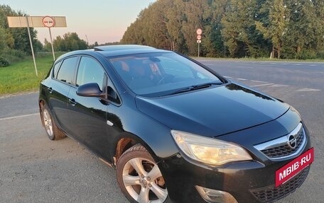 Opel Astra J, 2011 год, 550 000 рублей, 9 фотография