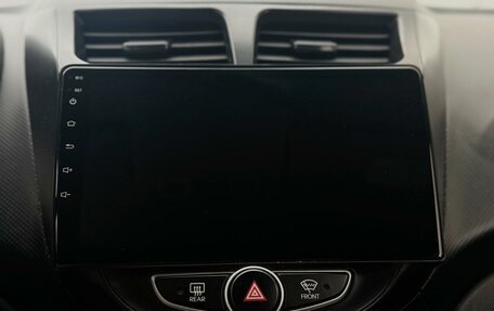 Hyundai Solaris II рестайлинг, 2012 год, 700 000 рублей, 10 фотография