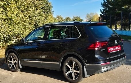 Volkswagen Tiguan II, 2017 год, 2 200 000 рублей, 12 фотография