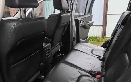 Nissan Pathfinder, 2007 год, 850 000 рублей, 22 фотография