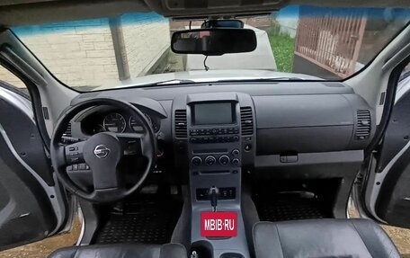 Nissan Pathfinder, 2007 год, 850 000 рублей, 27 фотография