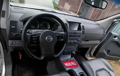 Nissan Pathfinder, 2007 год, 850 000 рублей, 20 фотография