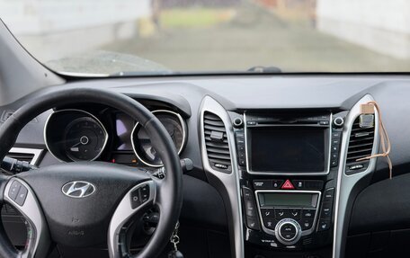 Hyundai i30 II рестайлинг, 2012 год, 710 000 рублей, 21 фотография