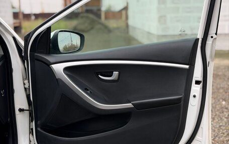 Hyundai i30 II рестайлинг, 2012 год, 710 000 рублей, 17 фотография