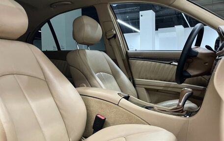 Mercedes-Benz E-Класс, 2008 год, 1 250 000 рублей, 32 фотография
