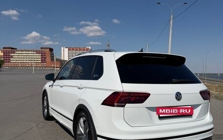 Volkswagen Tiguan II, 2017 год, 3 000 000 рублей, 5 фотография