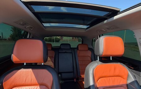 Volkswagen Tiguan II, 2017 год, 3 000 000 рублей, 11 фотография