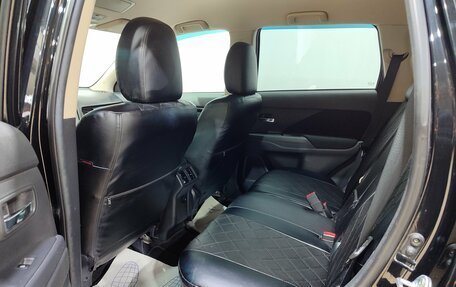 Mitsubishi Outlander III рестайлинг 3, 2018 год, 1 950 000 рублей, 18 фотография