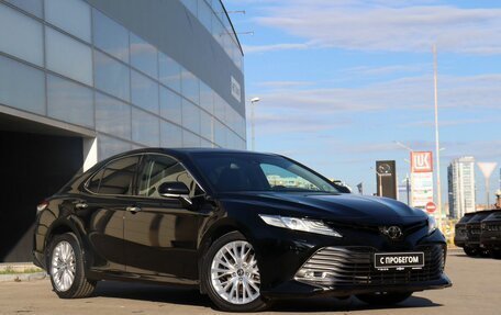 Toyota Camry, 2019 год, 2 890 000 рублей, 3 фотография