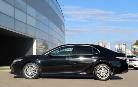 Toyota Camry, 2019 год, 2 890 000 рублей, 8 фотография