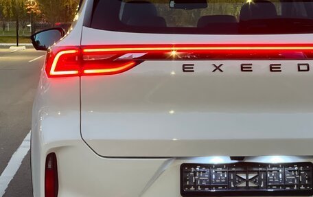 CheryExeed TXL, 2022 год, 2 117 000 рублей, 10 фотография