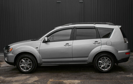 Mitsubishi Outlander III рестайлинг 3, 2009 год, 1 080 000 рублей, 9 фотография
