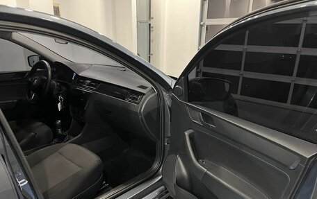 Skoda Rapid I, 2016 год, 1 220 000 рублей, 27 фотография