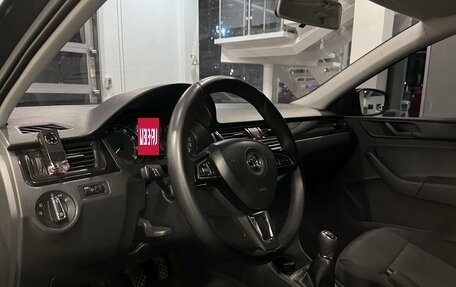 Skoda Rapid I, 2016 год, 1 220 000 рублей, 23 фотография