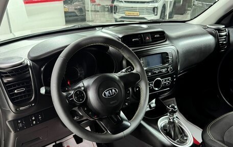 KIA Soul II рестайлинг, 2015 год, 1 019 000 рублей, 8 фотография
