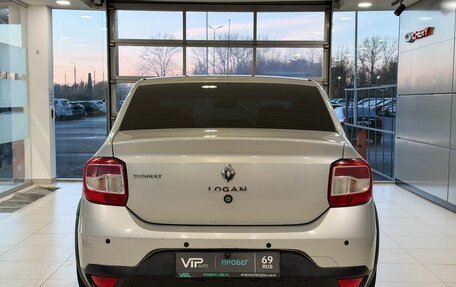 Renault Logan II, 2018 год, 735 000 рублей, 5 фотография