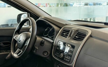 Renault Logan II, 2018 год, 735 000 рублей, 8 фотография