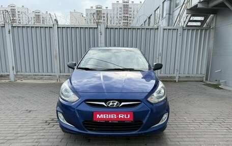 Hyundai Solaris II рестайлинг, 2013 год, 785 000 рублей, 7 фотография