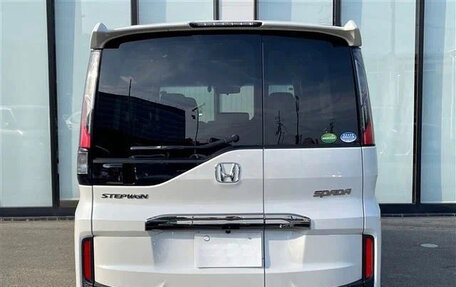 Honda Stepwgn IV, 2021 год, 2 255 000 рублей, 3 фотография